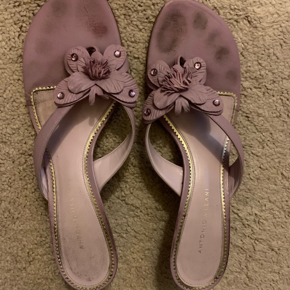 Antonio Melani low heeled Sandals